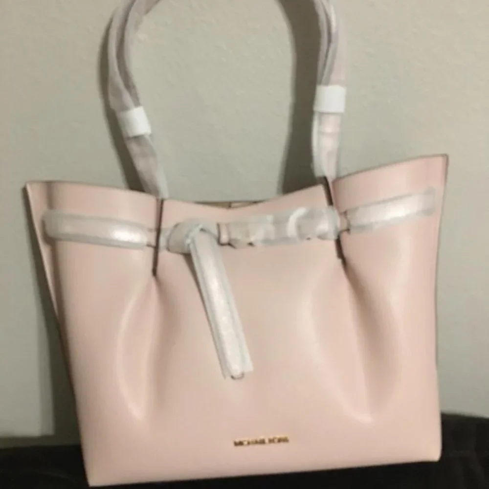Michael Kors tote bag